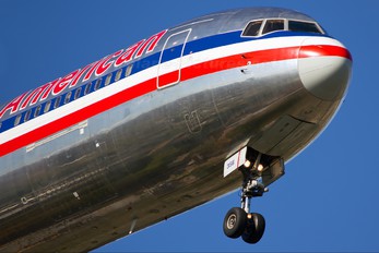 N39356 - American Airlines Boeing 767-300ER