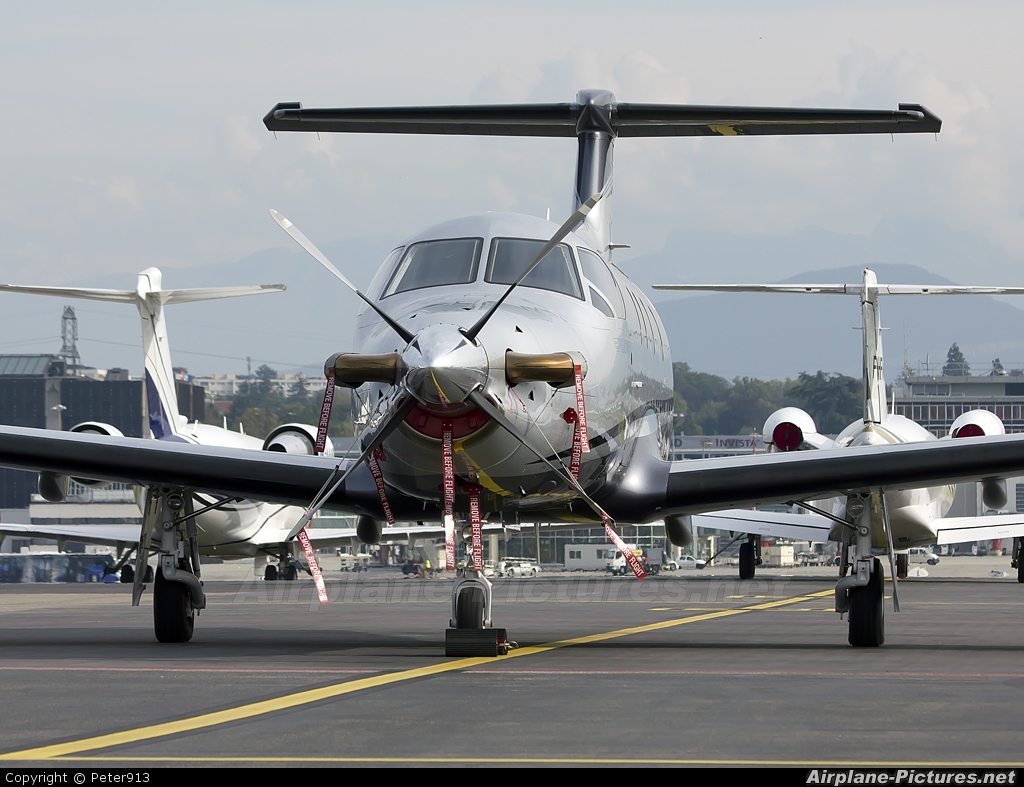 Private HB-FVJ aircraft at Geneva Intl
