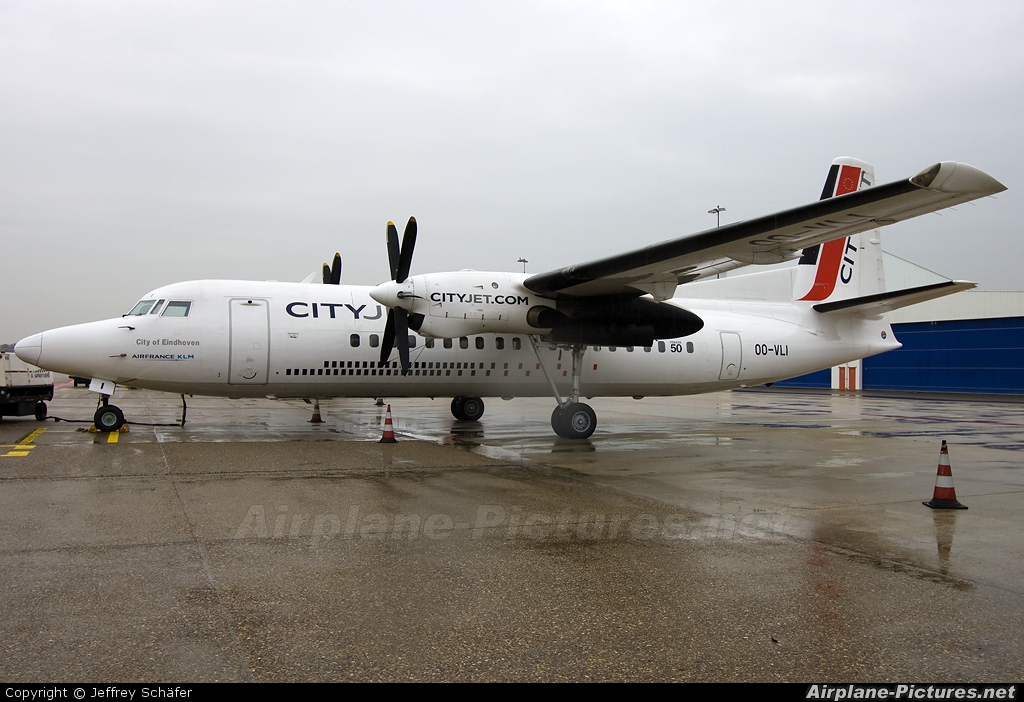 CityJet OO-VLI aircraft at Rotterdam