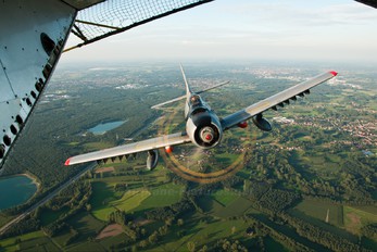 F-AZFN - Association des Mécaniciens Pilotes d'Aéronefs Anciens' Douglas A-1D Skyraider