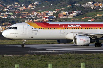EC-ITN - Iberia Airbus A321