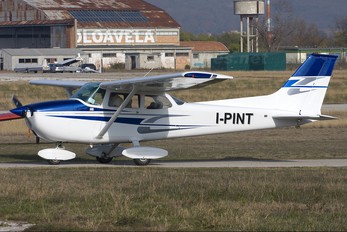 I-PINT - Private Cessna 172 Skyhawk (all models except RG)