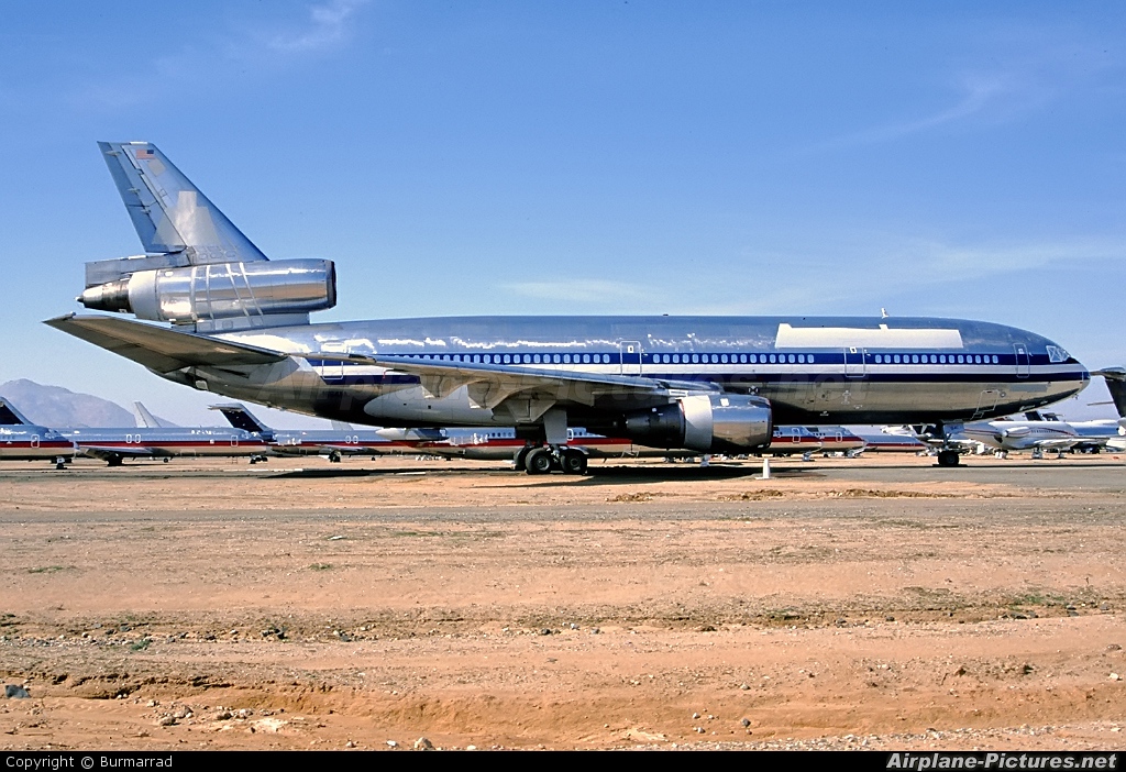 American Airlines N164AA aircraft at Mojave