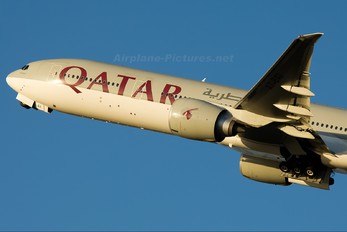 A7-BAI - Qatar Airways Boeing 777-300ER