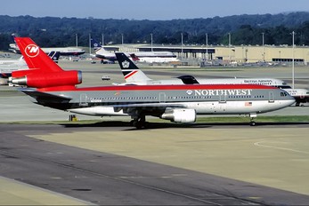 N232NW - Northwest Airlines McDonnell Douglas DC-10