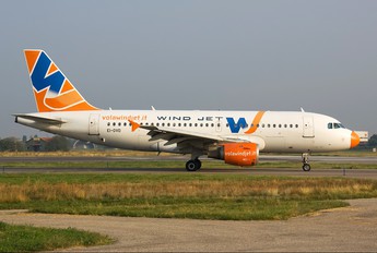 EI-DVD - Windjet Airbus A319