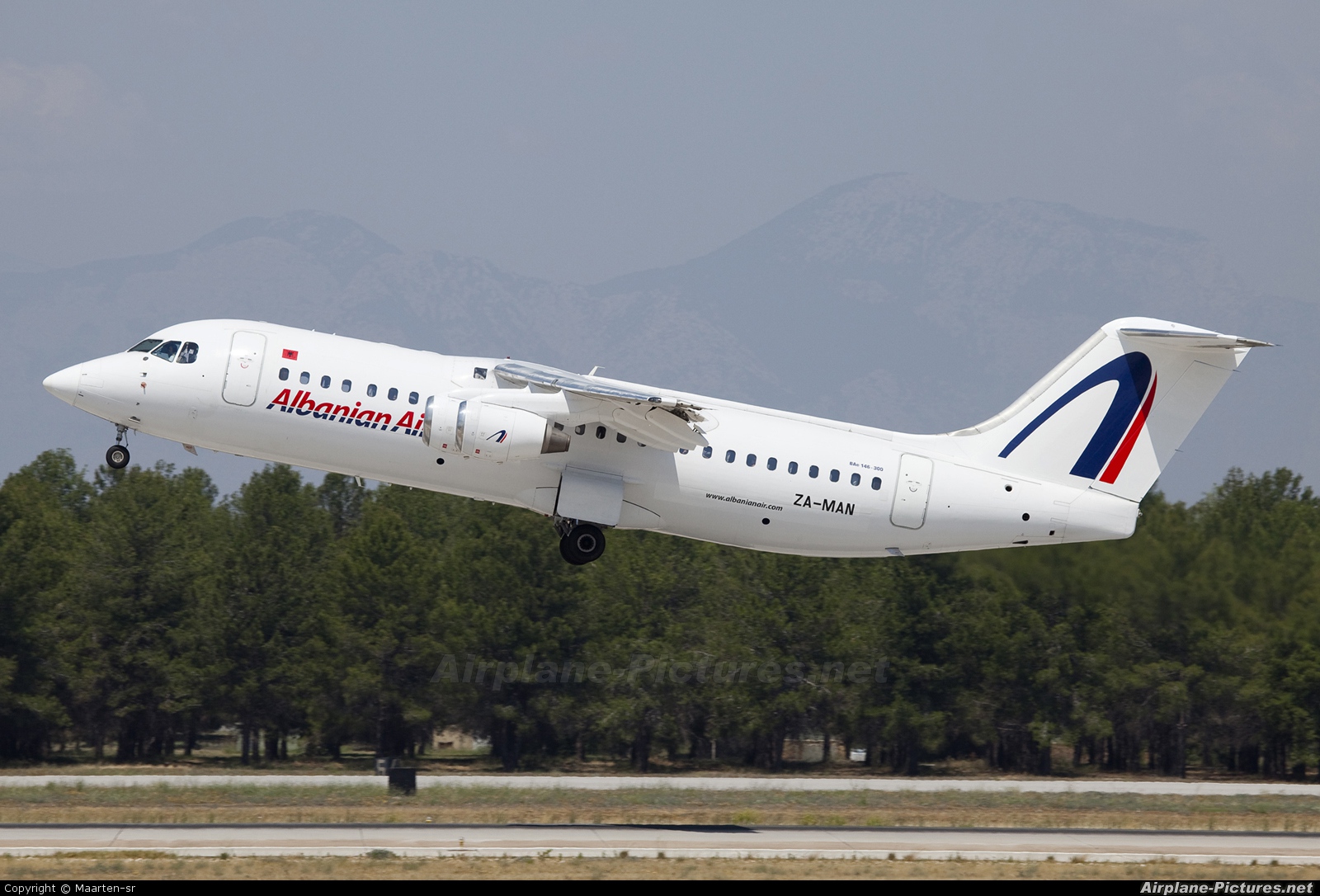 Albanian Airlines ZA-MAL aircraft at Antalya