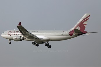 A7-ACF - Qatar Airways Airbus A330-200