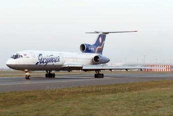 RA-85700 - Yakutia Airlines Tupolev Tu-154M