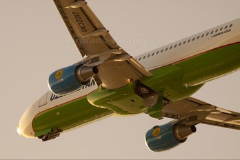 UK-32017 - Uzbekistan Airways Airbus A320