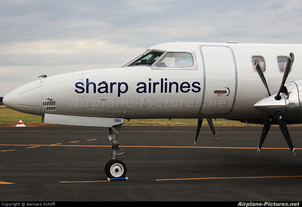 Sharp Airlines VH-SWK aircraft at Warrnambool, VIC