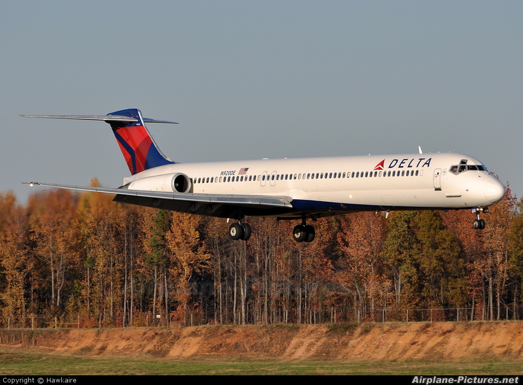 Delta Air Lines N920DE aircraft at Charlotte - Douglas Intl