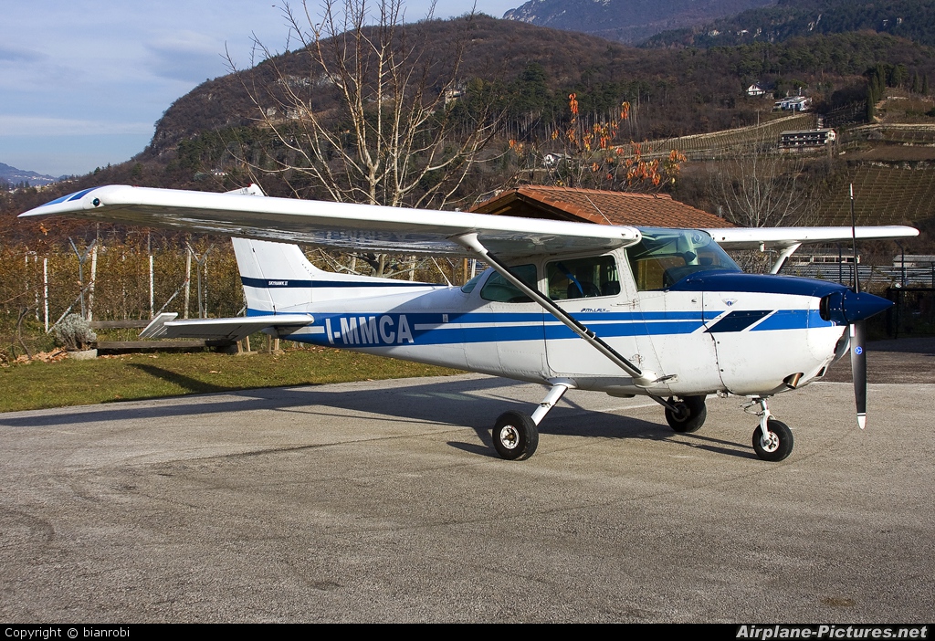 Private I-MMCA aircraft at Trento - Mattarello