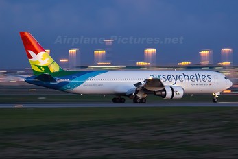 S7-AHM - Air Seychelles Boeing 767-300
