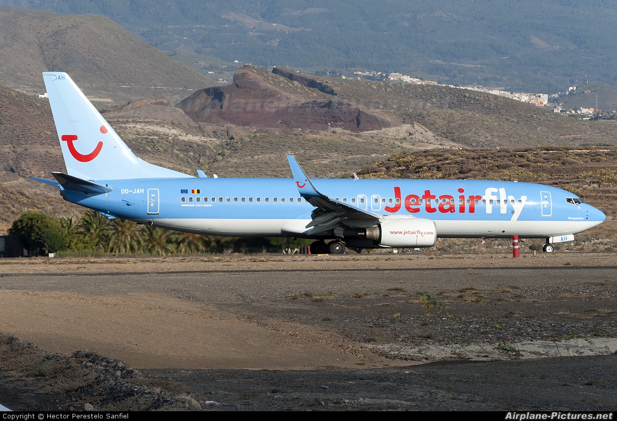 Jetairfly (TUI Airlines Belgium) OO-JAH aircraft at Tenerife Sur - Reina Sofia
