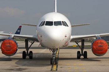YL-LCF - SmartLynx Airbus A320