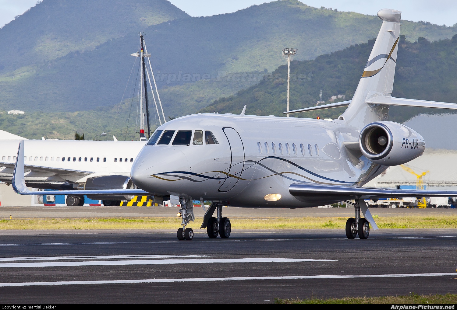 Private PR-JJR aircraft at Sint Maarten - Princess Juliana Intl