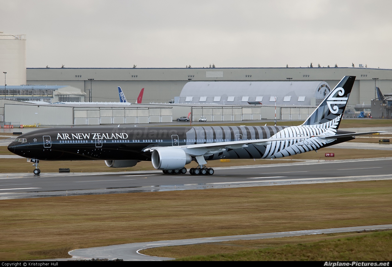 Air New Zealand ZK-OKQ aircraft at Everett - Snohomish County / Paine Field