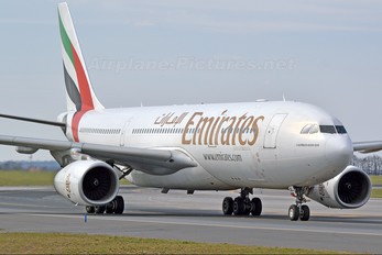 A6-EAL - Emirates Airlines Airbus A330-200