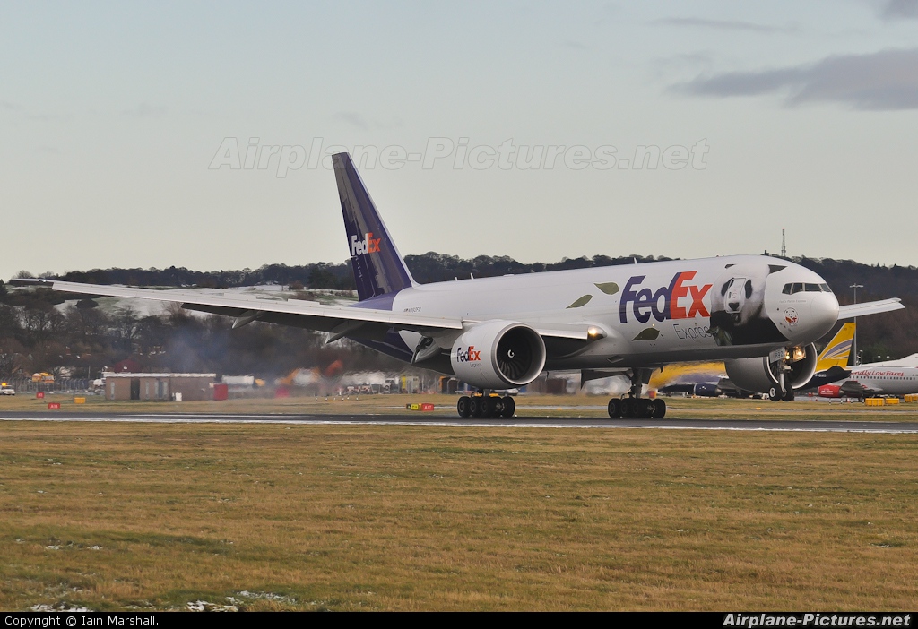 FedEx Federal Express N892FD aircraft at Edinburgh