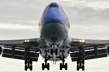 F-HKIS - Corsair / Corsair Intl Boeing 747-400