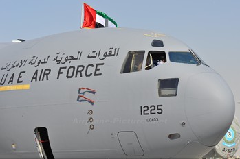 1225 - United Arab Emirates - Air Force Boeing C-17A Globemaster III