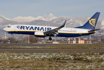 EI-DHP - Ryanair Boeing 737-800