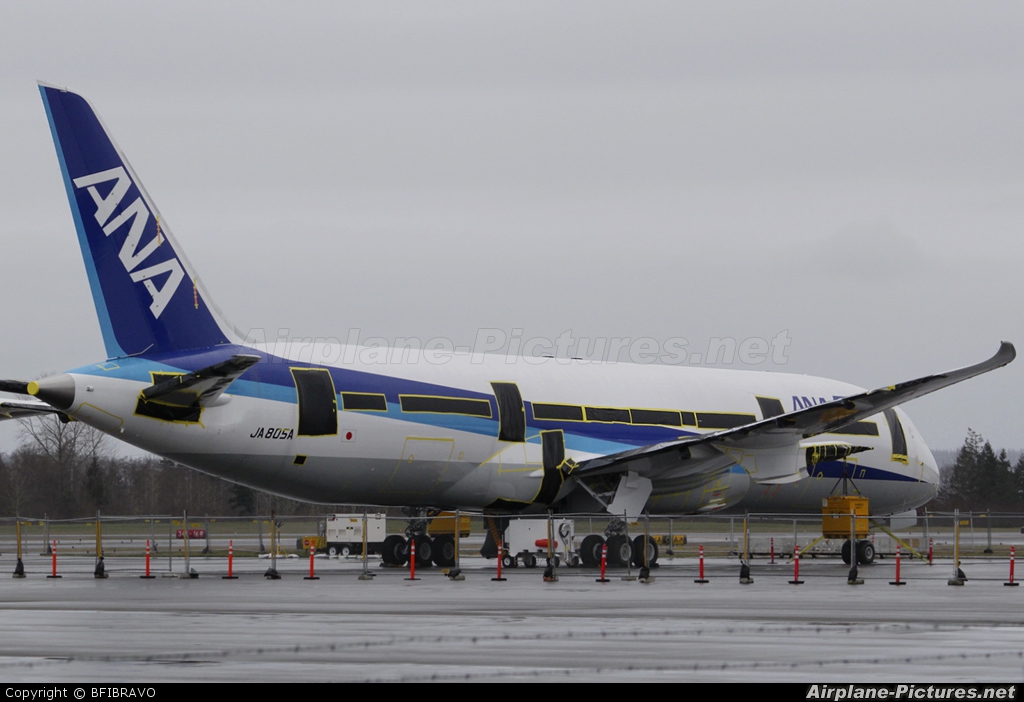 JA805A - ANA - All Nippon Airways Boeing 787-8 Dreamliner at Everett