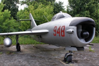 948 - Poland - Air Force Mikoyan-Gurevich MiG-17PF