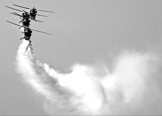 - - India - Air Force: Sarang Display Team Hindustan Dhruv