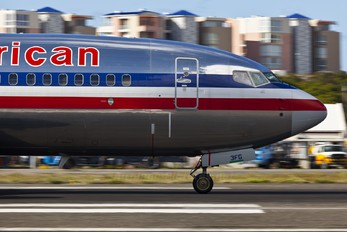 N830NN - American Airlines Boeing 737-800