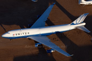 N196UA - United Airlines Boeing 747-400