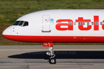 TC-ETG - Atlasjet Boeing 757-200