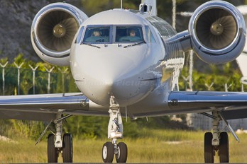 N428QS - Private Gulfstream Aerospace G-IV,  G-IV-SP, G-IV-X, G300, G350, G400, G450