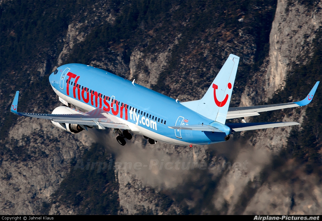 Thomson/Thomsonfly G-THOO aircraft at Innsbruck