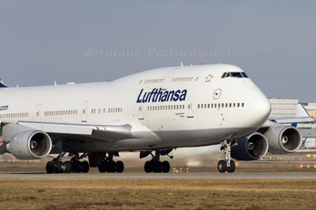 D-ABTL - Lufthansa Boeing 747-400