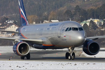 VP-BQW - Aeroflot Airbus A320