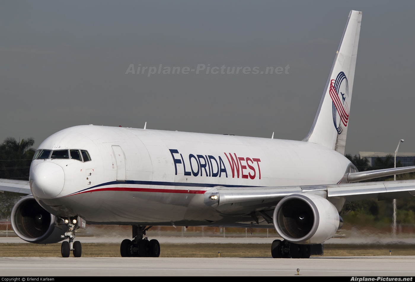 Florida West N316LA aircraft at Miami Intl