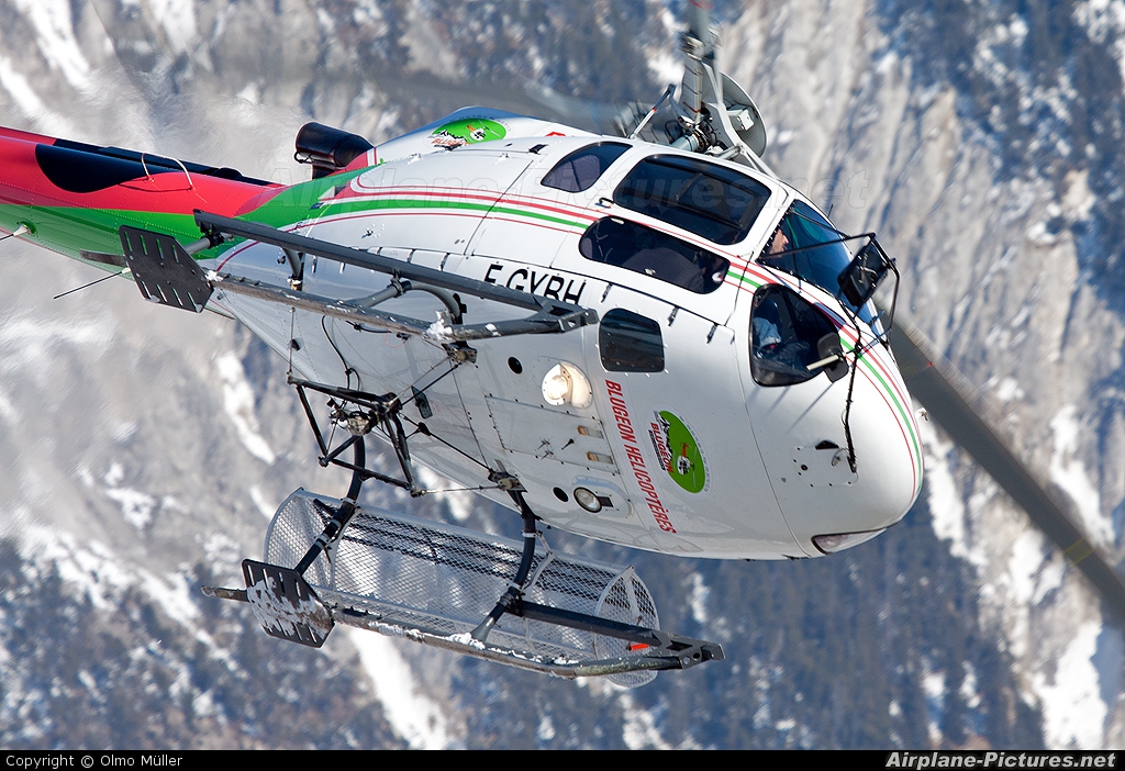 Private F-GYBH aircraft at Courchevel