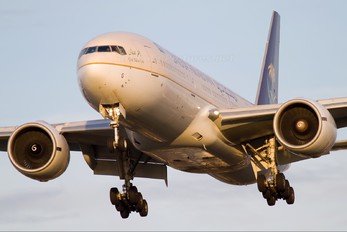 HZ-AKG - Saudi Arabian Airlines Boeing 777-200ER