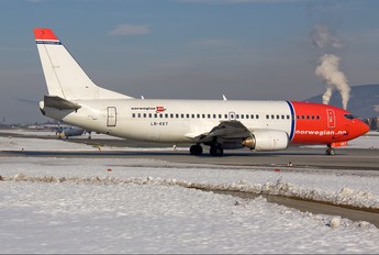LN-KKY - Norwegian Air Shuttle Boeing 737-300