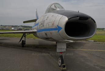 72 - France - Air Force Dassault Super Mystère