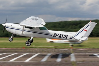 SP-KCH - Aeroclub of Poland Cessna 152