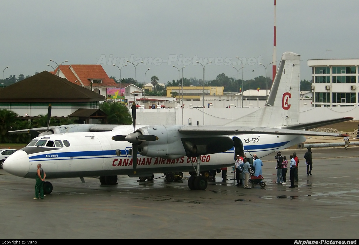 Canadian Airways Congo EX-051 aircraft at Pointe Noire