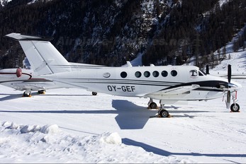 OY-GEF - Private Beechcraft 200 King Air