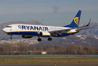 EI-DYP - Ryanair Boeing 737-800