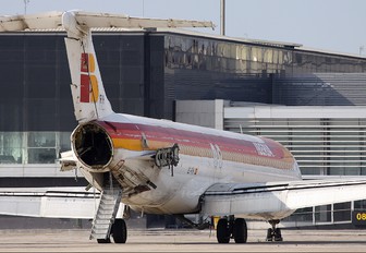 EC-FIH - Iberia McDonnell Douglas MD-88