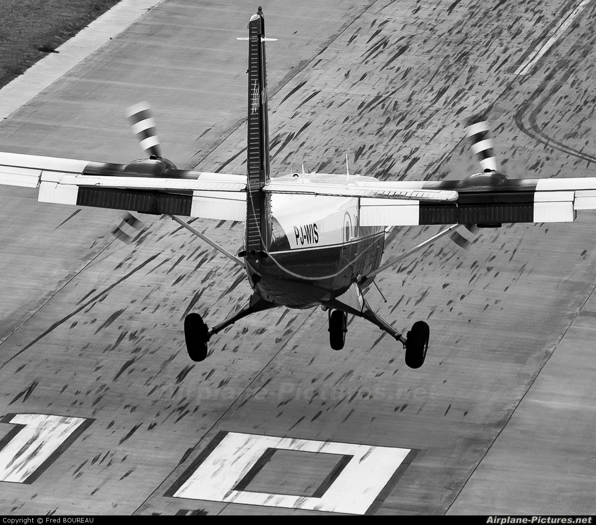 Winair PJ-WIS aircraft at Saint-Barthélemy - Gustaf III