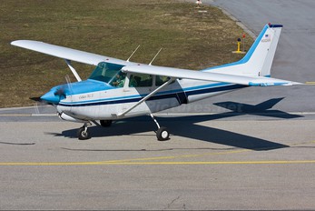 N5526R - Private Cessna 172 RG Skyhawk / Cutlass
