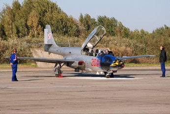 2001 - Poland - Air Force PZL TS-11 Iskra